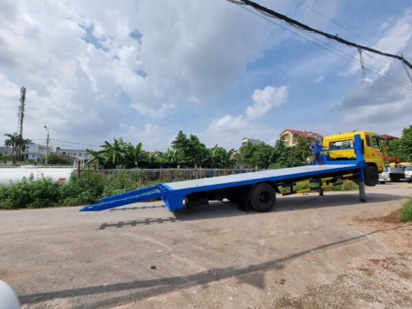 XE NÂNG ĐẦU CHỞ MÁY CÔNG TRÌNH DONGFENG DFH5160XXYBX5V